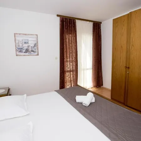 In With Sea View, Balcony, Air Conditioning, Wifi 5146-6 *