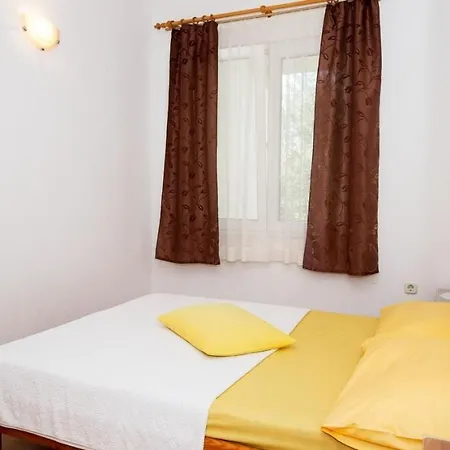 Apartment In With Sea View, Balcony, Air Conditioning, Wifi 5146-6